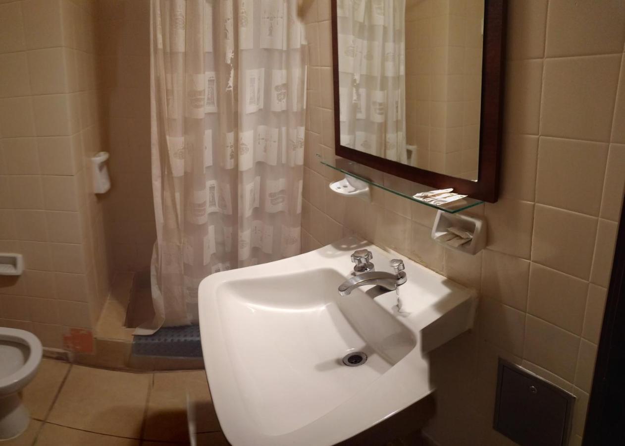 Crystal Hotel サルタ エクステリア 写真